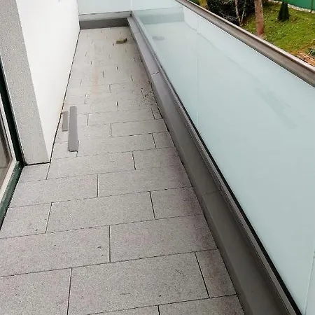 Ingrid 4* אלמאו