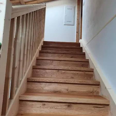 Ingrid מלון דירות