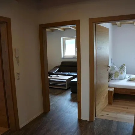 Ingrid 4* אלמאו