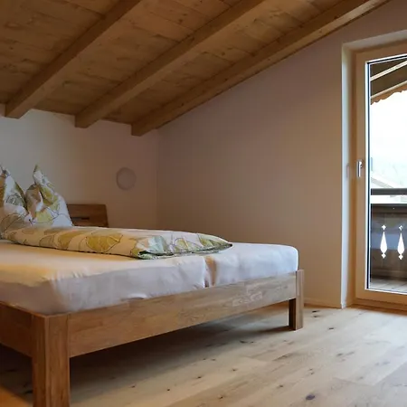 Ingrid מלון דירות